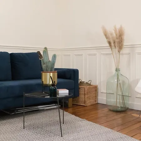 Beautiful Apt Near Champs-elysees Paryż